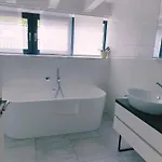Gaestehaus Am Riedweg Apartman *