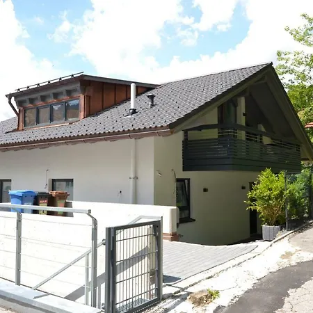 Gaestehaus Am Riedweg Apartman